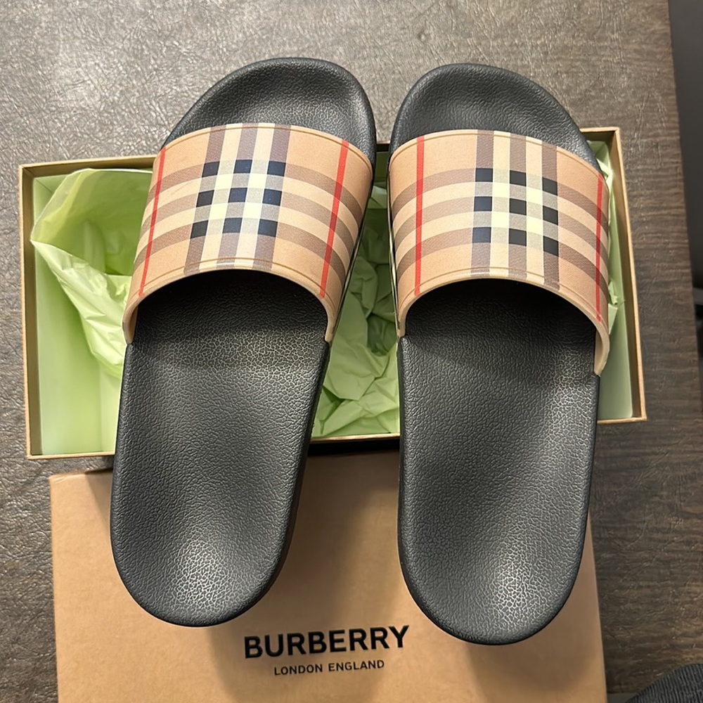 Burberry slides